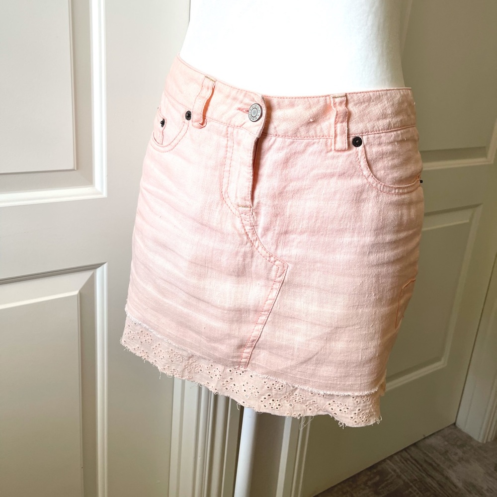 Bebe skirt